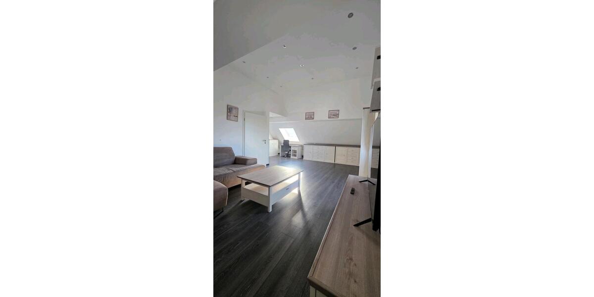 Dachgeschoßwohnung Burbach - 2 Zimmer, 76 m&sup2;, 900&euro; | Angebot:26305511