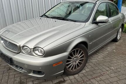 Jaguar X-Type 224.903 km 1.234 € Dieblich 56332