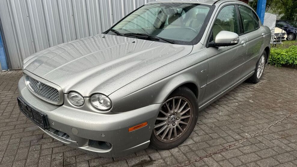 Jaguar X-Type 224.903 km 1.234 € Dieblich 56332