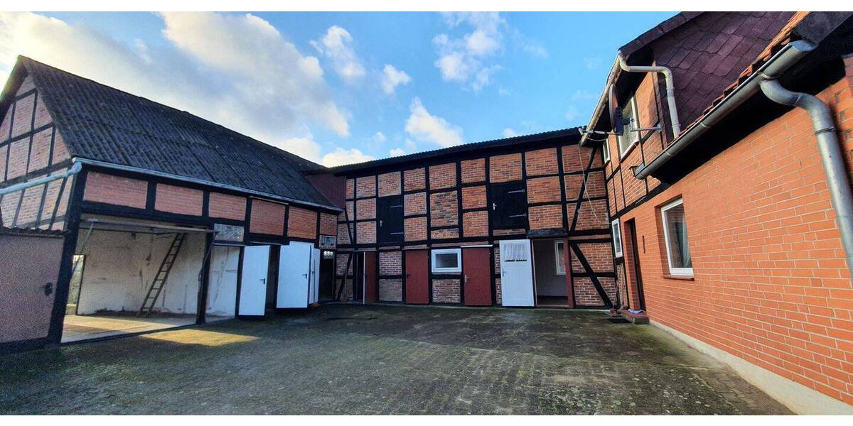 Stadtnahes Wohnen auf großem Grundstück - Viel Platz für Ihre Ideen - Einfamilienhaus Dannenberg | Angebot:26019453