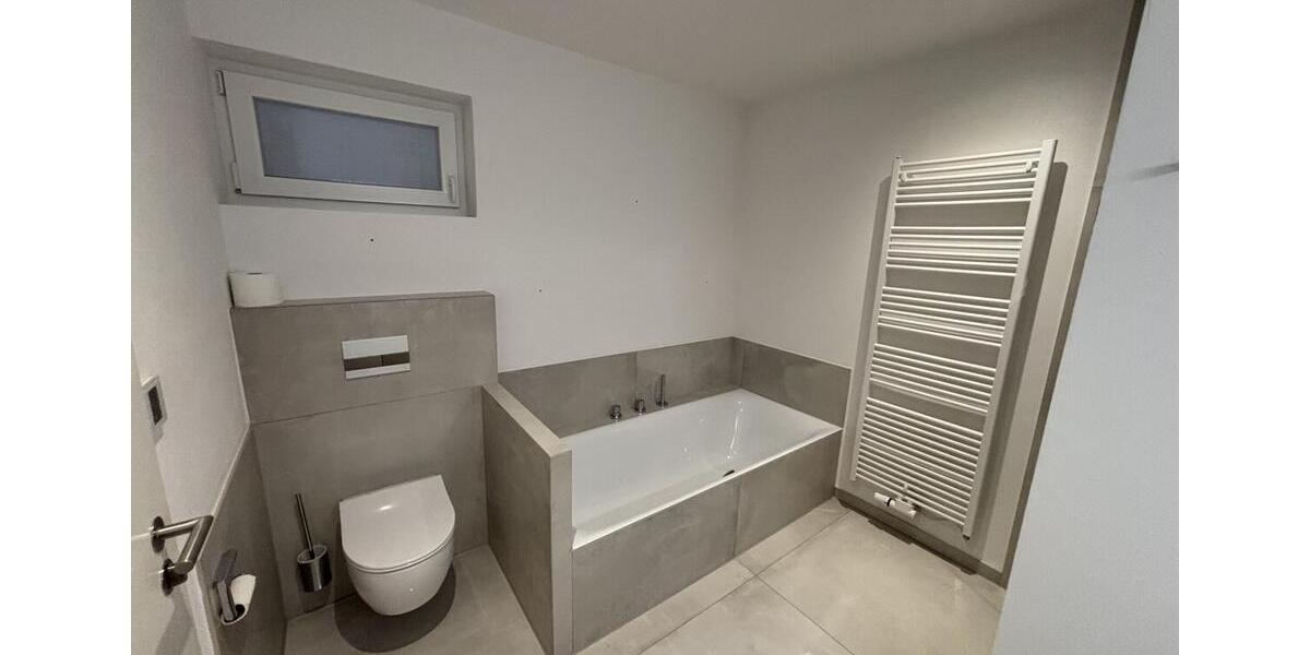 Einfamilienhaus Remshalden - 7 Zimmer, 211 m&sup2;, 3.000&euro; | Angebot:24808098