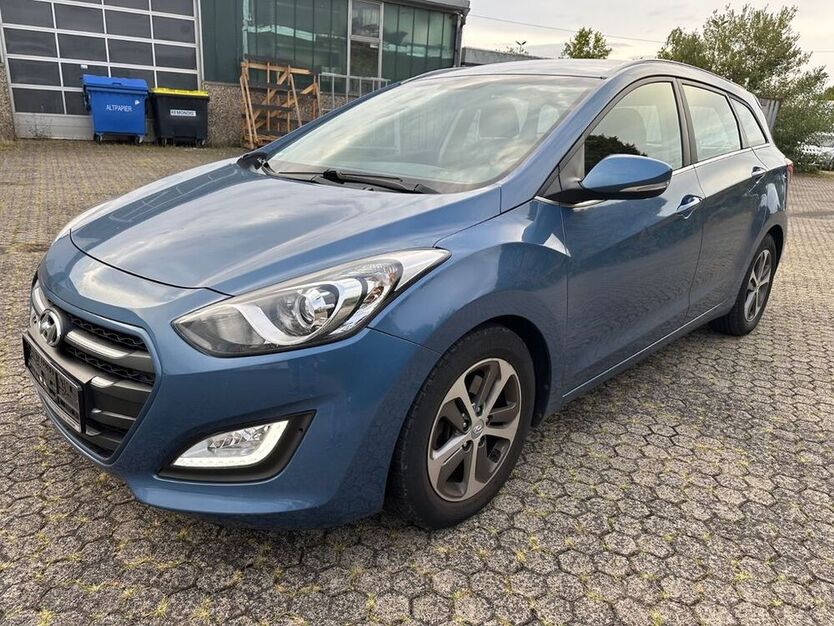 i30