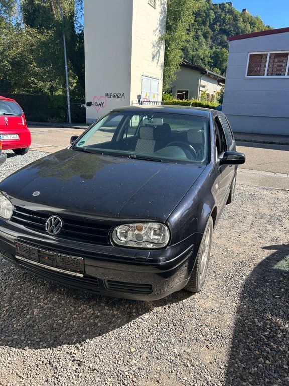 VW Golf 216.000 km 999 € Tegernheim 93105