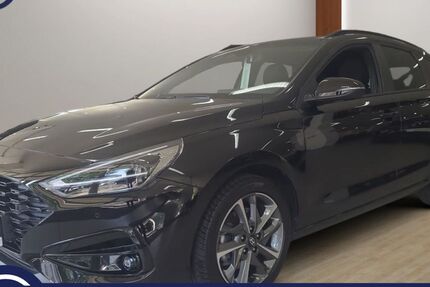 Hyundai i30 14.657 km 24.490 &euro; Köln 51145