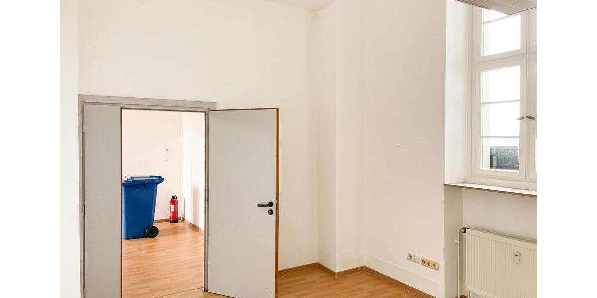 Neu renoviert! Kioskfläche direkt vom Eigentümer im Bahnhof Oestrich Winkel zu vermieten! zimmer