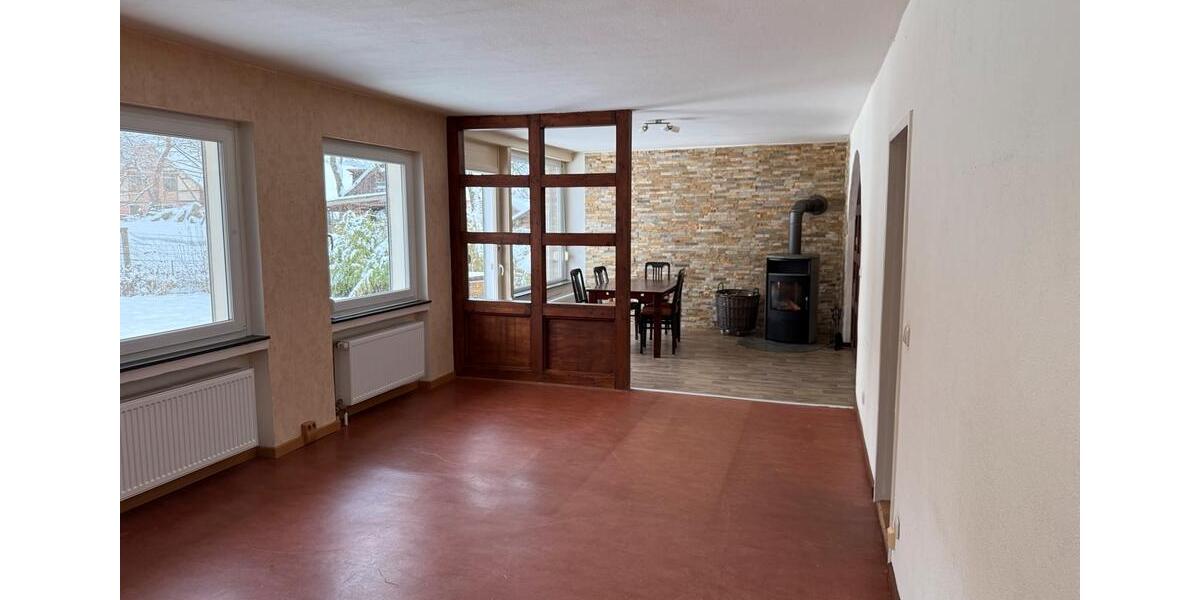 Einfamilienhaus Uslar - 10 Zimmer, 267 m&sup2;, 325.000&euro; | Angebot:26102450