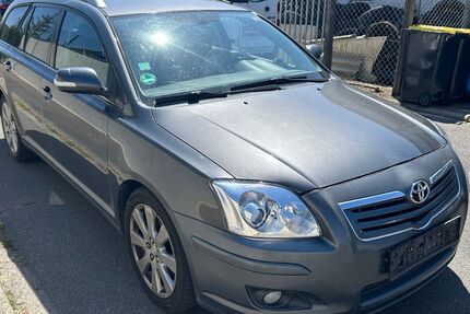 Toyota Avensis 350.969 km 1.599 &euro; Königheim 97953