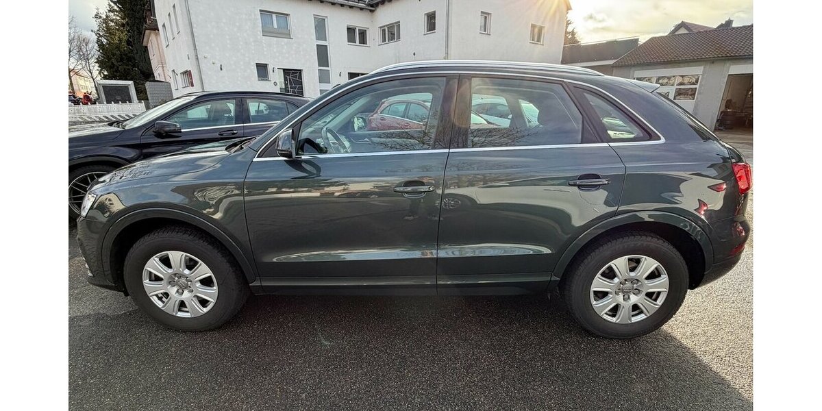 Audi Q3 2.0 TDI sport Navi Xenon SHZ AHK 117.000 km 16.990 &euro; Neckarsulm 74172