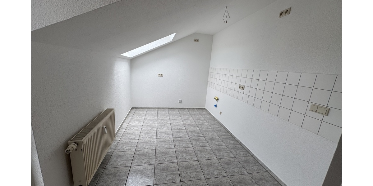 Altersgerechte & ruhig gelegene 1 Zimmer Whg. m. Balkon & Aufzug (WE16) - Dachgeschoßwohnung Gera Ostviertel | Angebot:26882324