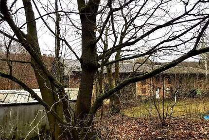 Ehemaliger Außenstall auf einem Grundstück mit 4.600 m² in Mansfeld-Leinemühle *PROVISIONSFREI* zimmer