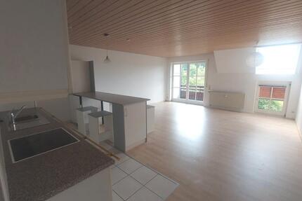 Wohnung Sankt Georgen im Schwarzwald - 2.5 Zimmer, 68 m&sup2;, 460&euro; | Angebot:26337356