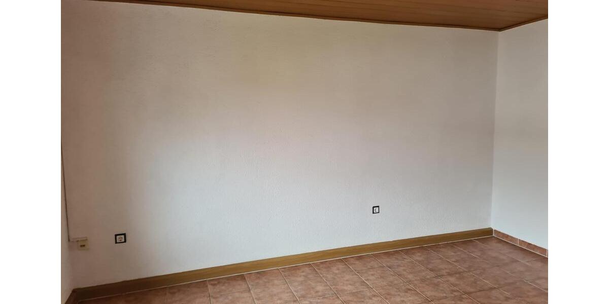 Etagenwohnung Ramstein-Miesenbach Miesenbach - 6 Zimmer, 190 m&sup2;, 1.700&euro; | Angebot:26222595