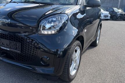 Smart ForTwo 15.300 km 12.790 &euro; Lübeck 23554