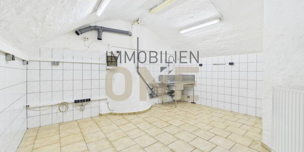 Mehrfamilienhaus, Wohnhaus Schierling - 4 Zimmer, 127 m&sup2;, 160.000&euro; | Angebot:26391577