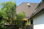 2 Fam.Haus ( 2x 4 ZW vermietet) mit kleinem Anbau ( 2x 1 ZW frei), Walmdach, Bj 76, Waldrandlage Laufamholz