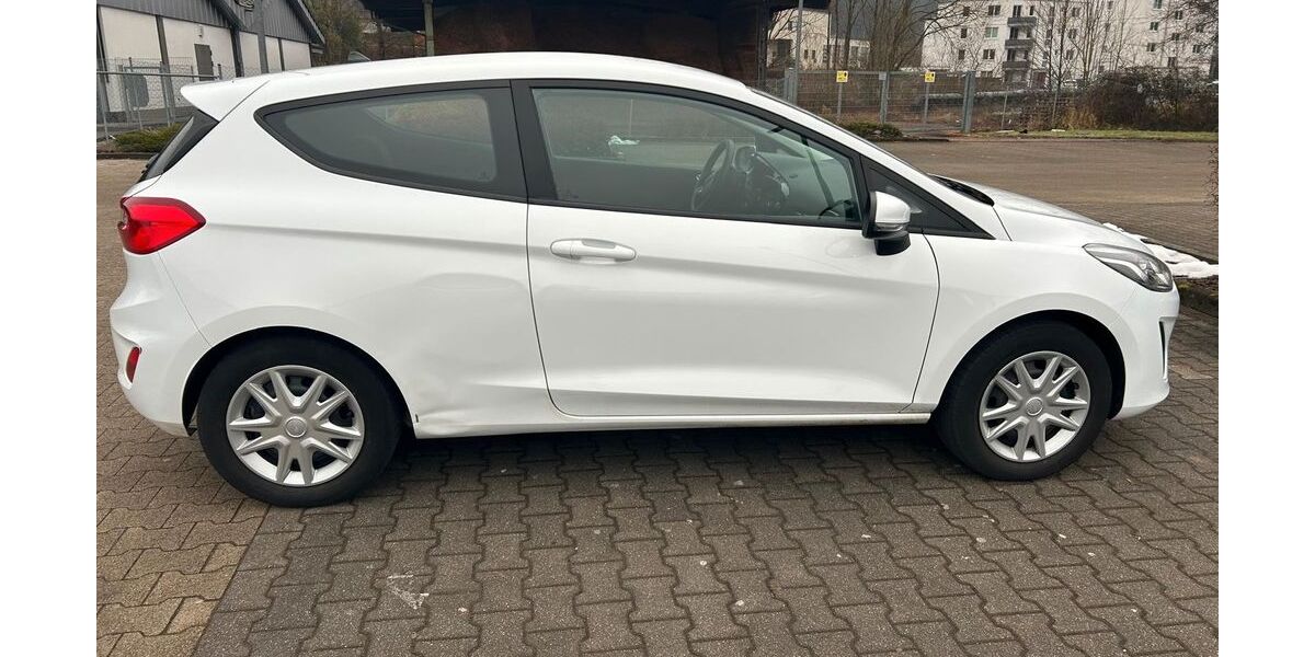 Ford Fiesta 97.500 km 5.500 &euro; Staufen 79219