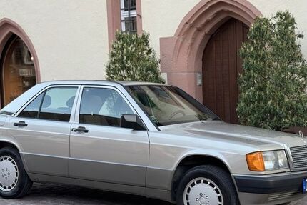Mercedes-Benz 190 208.000 km 6.950 &euro; Miltenberg 63897