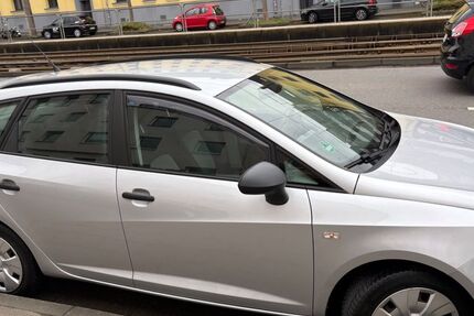 Seat Ibiza 124.398 km 5.500 &euro; Köln 50939