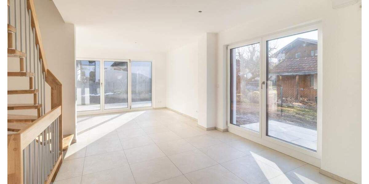 Reihenendhaus Raubling Nicklheim - 3 Zimmer, 100 m&sup2;, 719.500&euro; | Angebot:25684078