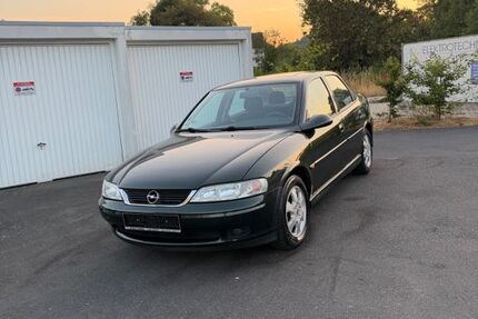 Opel Vectra 169.123 km 1.990 &euro; Nideggen 52385