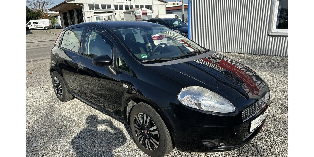 Fiat Grande Punto 1.4i 8V Active Klima Euro4 139.200 km 2.200 &euro; Altdorf 84032