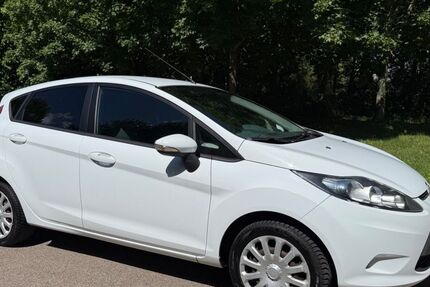 Ford Fiesta 179.000 km 2.990 &euro; Röfingen 89365