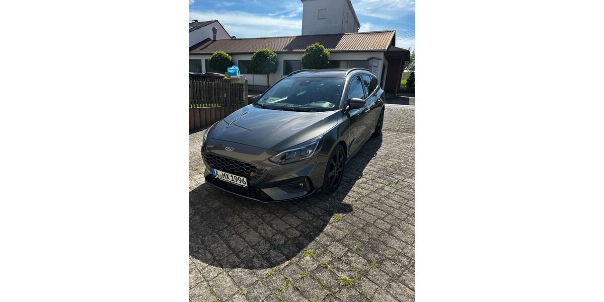 Ford Focus 82.146 km 21.500 &euro; Langweid am Lech 86462