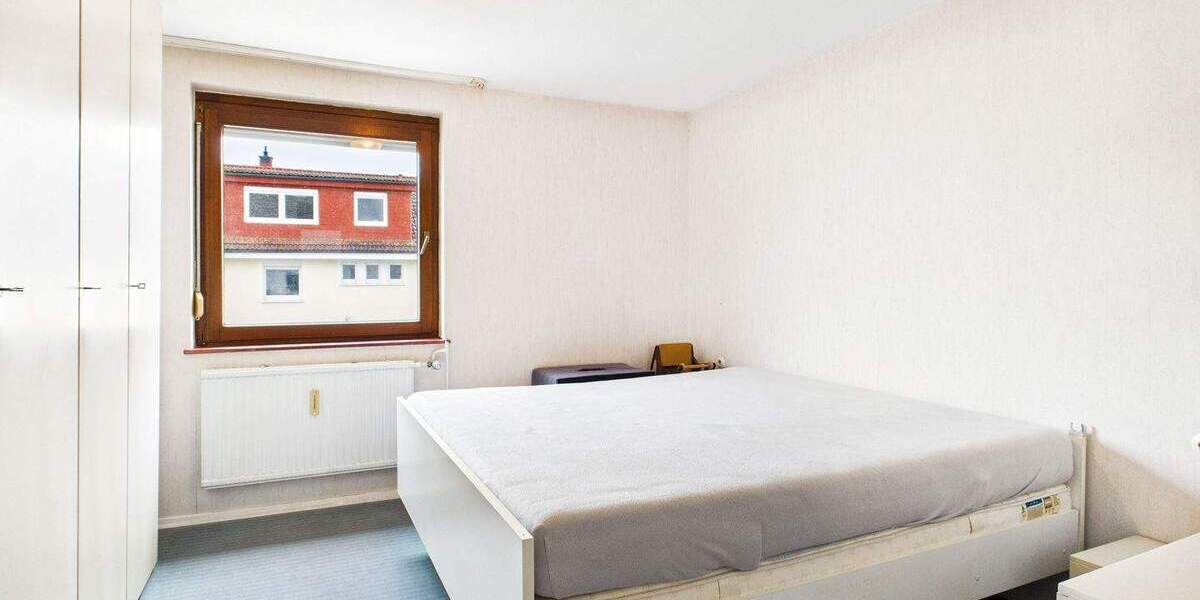 Mehrfamilienhaus, Wohnhaus Ditzingen Hirschlanden - 6 Zimmer, 127 m&sup2;, 555.000&euro; | Angebot:25771171