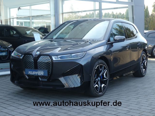 BMW iX 11.380 km 67.900 &euro; Vaihingen / Enz 71665