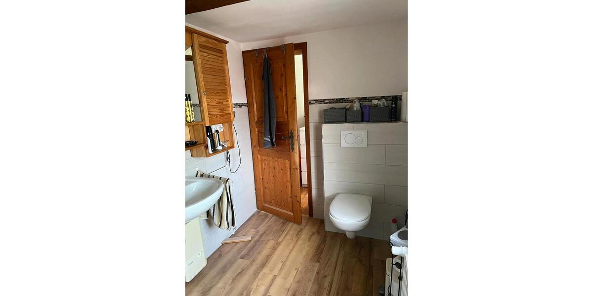 Etagenwohnung Söhlde - 5 Zimmer, 130 m&sup2;, 1.040&euro; | Angebot:25417193