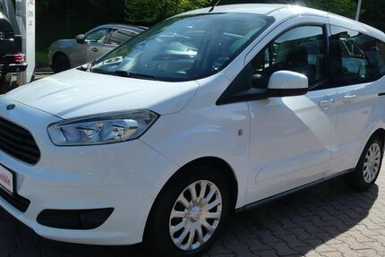 Ford Tourneo Courier 80.600 km 8.990 &euro; Schneeberg 08289