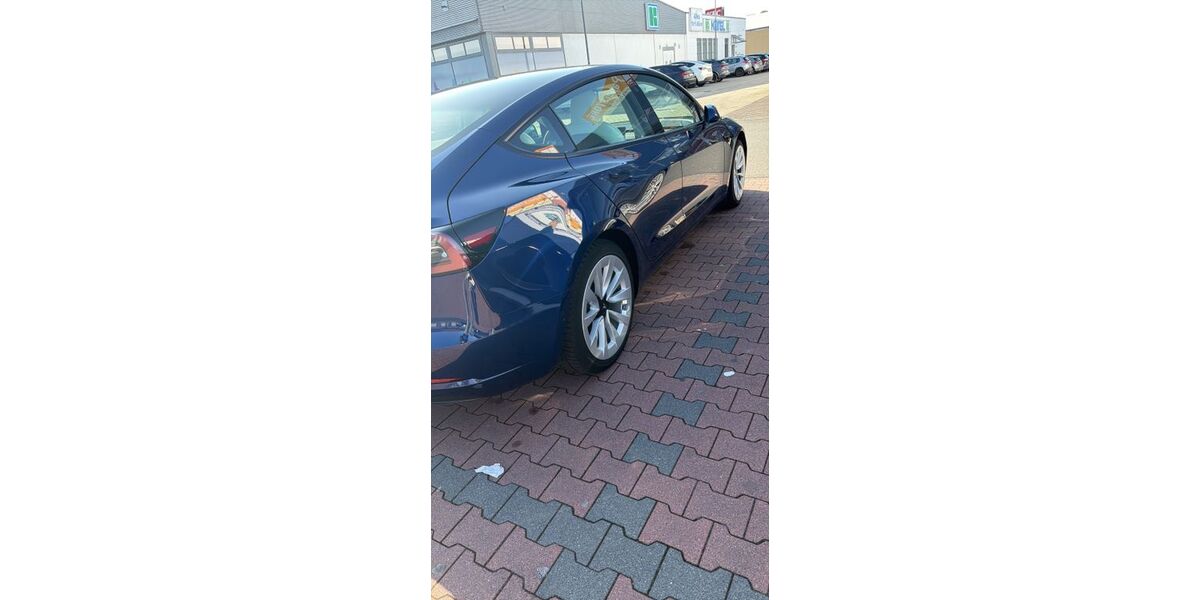 Tesla Model 3 142.000 km 20.600 &euro; Bassenheim 56220