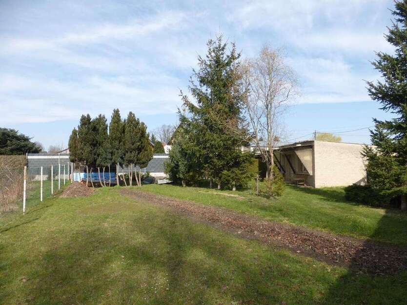 Grundstück zu verkaufen in Glauchau 55.000 € 700 m²