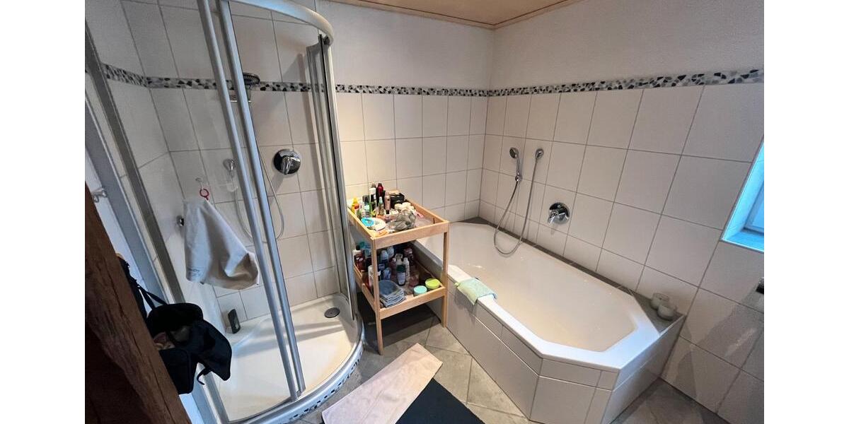 Bauernhaus, Landhaus Haunetal - 6 Zimmer, 150 m&sup2;, 180.000&euro; | Angebot:26933139