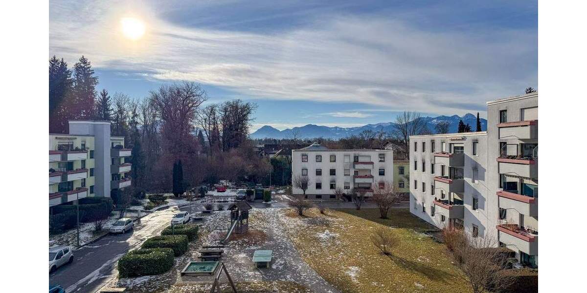 3-Zi-Wohnung mit traumhaftem Bergblick - sanierungsbedürftig, mit viel Potenzial! 3 zimmer