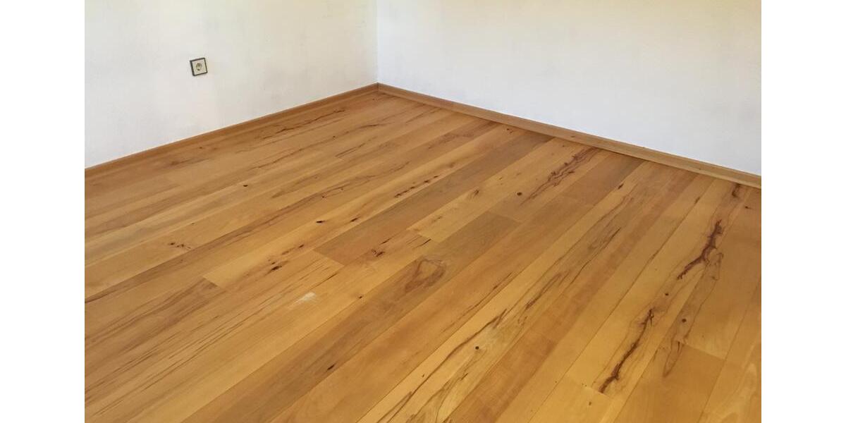 Dachgeschoßwohnung Bremen Hemelingen - 3 Zimmer, 80 m&sup2;, 285.000&euro; | Angebot:26552362
