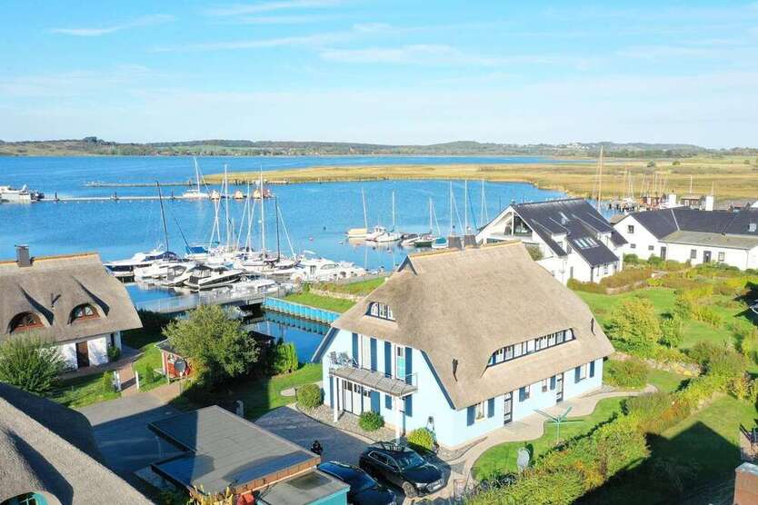 Haus zum Mieten in Mönchgut 2.175 € 145 m²
