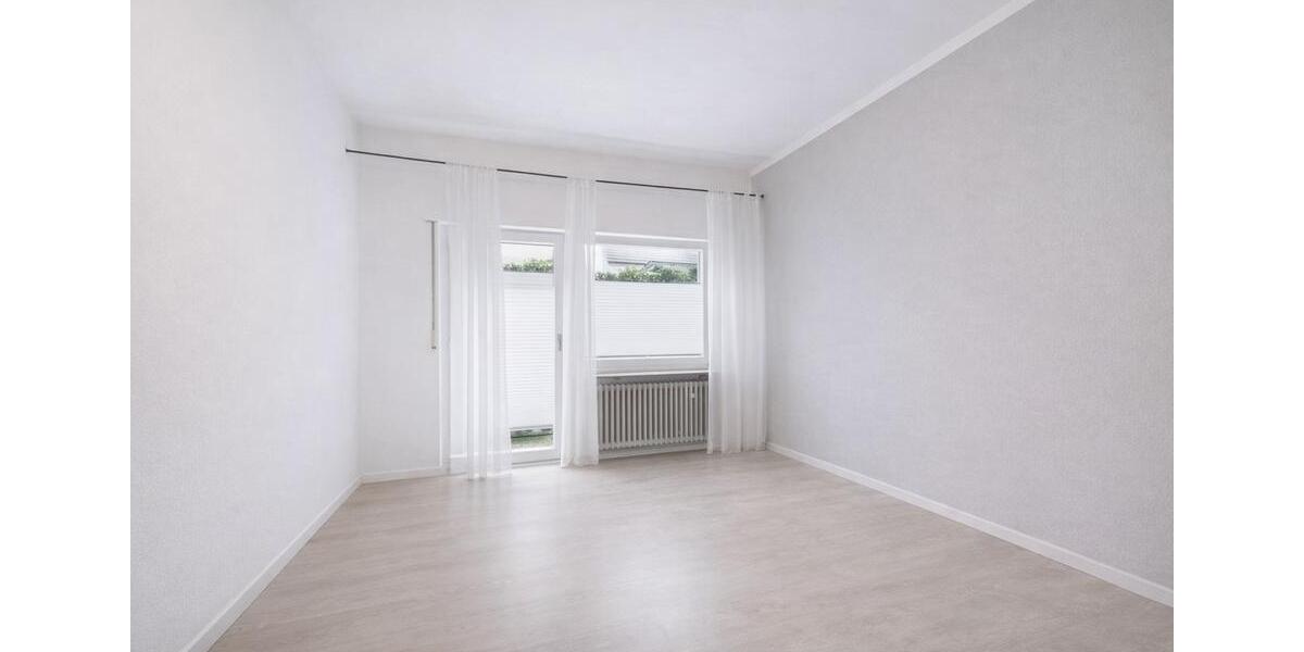 Erdgeschoßwohnung Esslingen am Neckar Pliensauvorstadt - 3 Zimmer, 82 m&sup2;, 1.100&euro; | Angebot:24769348