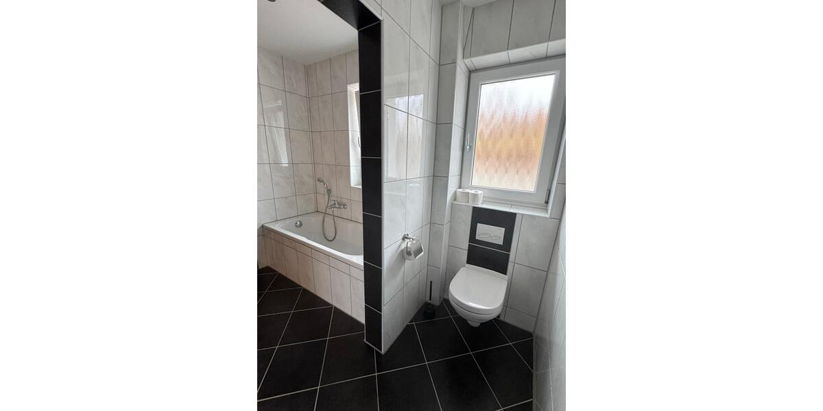 Etagenwohnung Viechtach - 4 Zimmer, 115 m&sup2;, 790&euro; | Angebot:26416480