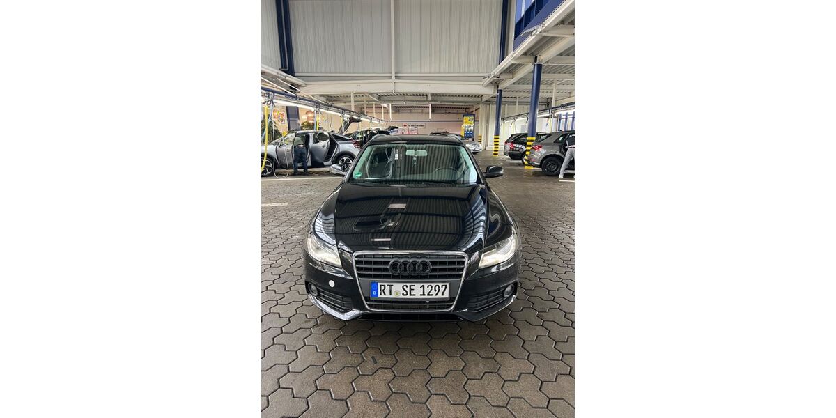 Audi A4 275.000 km 5.500 &euro; Köln 50678