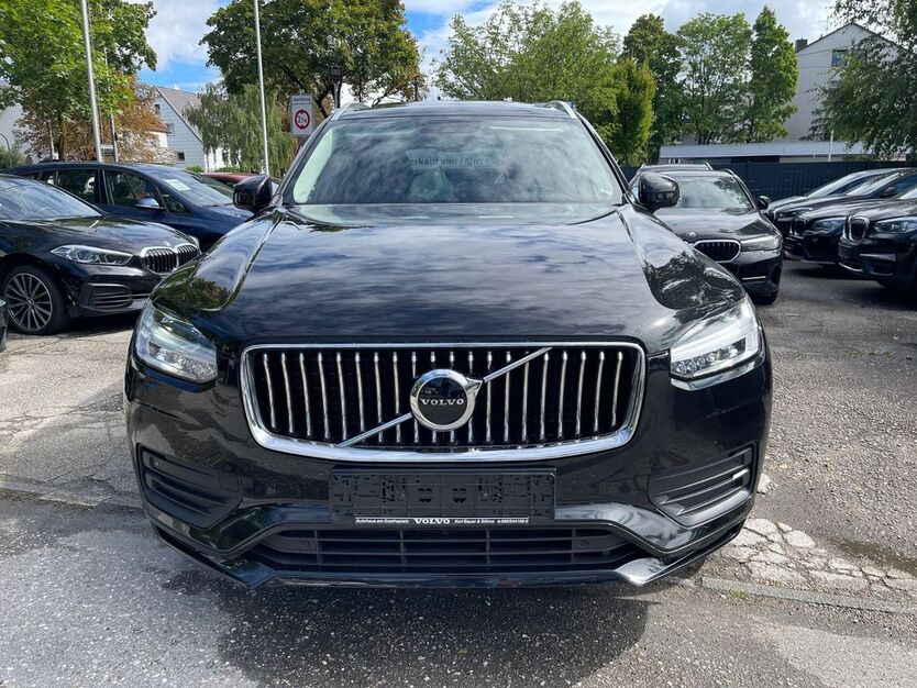 Volvo XC90 39.994 km 44.990 € München 81243