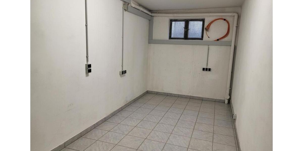 Reihenhaus Neckarwestheim - 4.5 Zimmer, 130 m&sup2;, 1.300&euro; | Angebot:26533669
