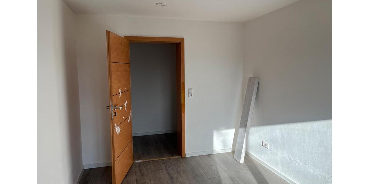 Etagenwohnung Furth im Wald - 4 Zimmer, 80 m&sup2;, 415&euro; | Angebot:25419264