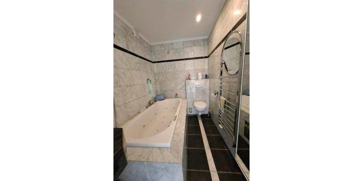 Etagenwohnung Eschborn - 2 Zimmer, 42 m&sup2;, 199.999&euro; | Angebot:25564515