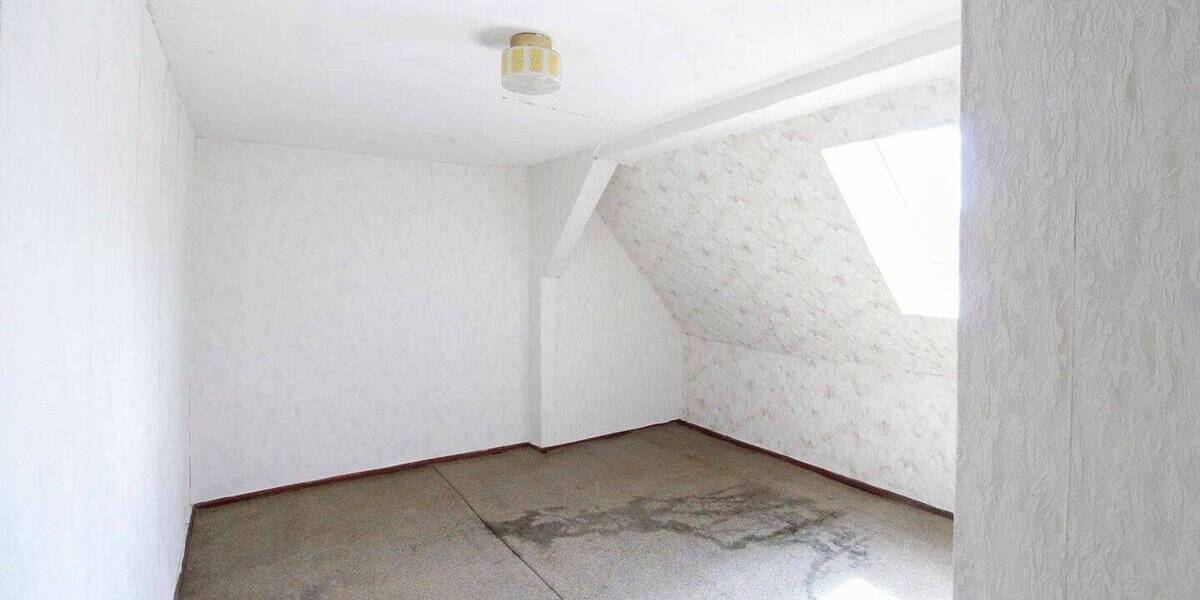 Einfamilienhaus Wettin-Löbejün Löbejün - 6 Zimmer, 112 m&sup2;, 45.000&euro; | Angebot:26161479