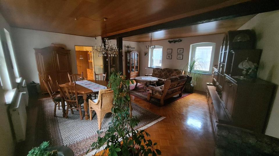 Bauernhaus, Landhaus Beselich - 13 Zimmer, 270 m&sup2;, 320.000&euro; | Angebot:26415397