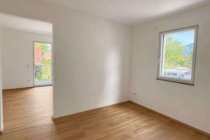 Wohnung Brannenburg - 3 Zimmer, 81 m&sup2;, 1.430&euro; | Angebot:27398121