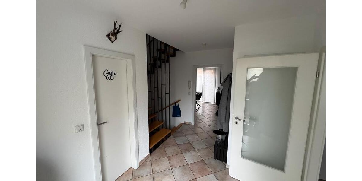 Etagenwohnung Eltville am Rhein - 4 Zimmer, 125 m&sup2;, 475.000&euro; | Angebot:27128398