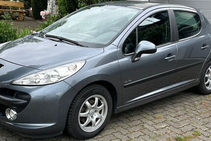 Peugeot 207 120.000 km 3.200 &euro; Warthausen 88447