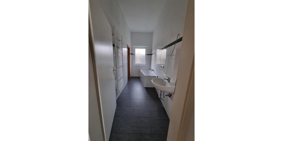 Erdgeschoßwohnung Friedland - 3 Zimmer, 108 m&sup2;, 650&euro; | Angebot:26057836